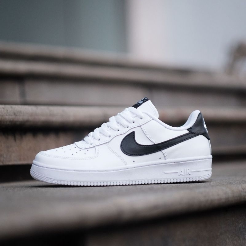 Sepatu Air Force 1 Low White Black Original Premium BNIB Full Tag Sneakers Pria Dan Wanita