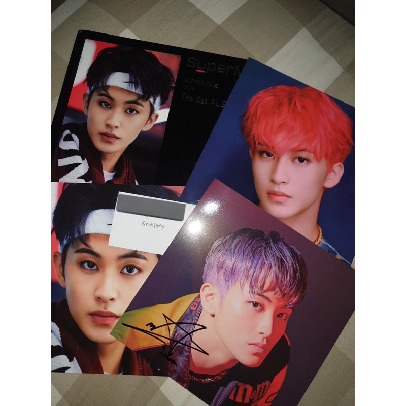 LP MINI poster signed mark superm