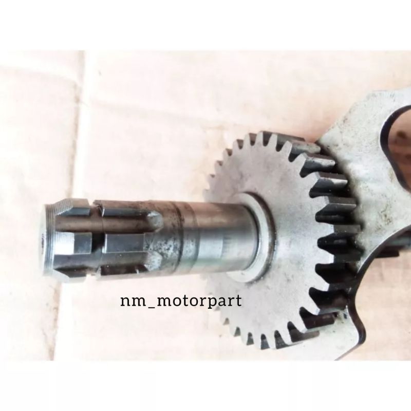GearBox As Gir Depan As Gear Suzuki Smash Lama old 110 Bekas Original Copotan Motor