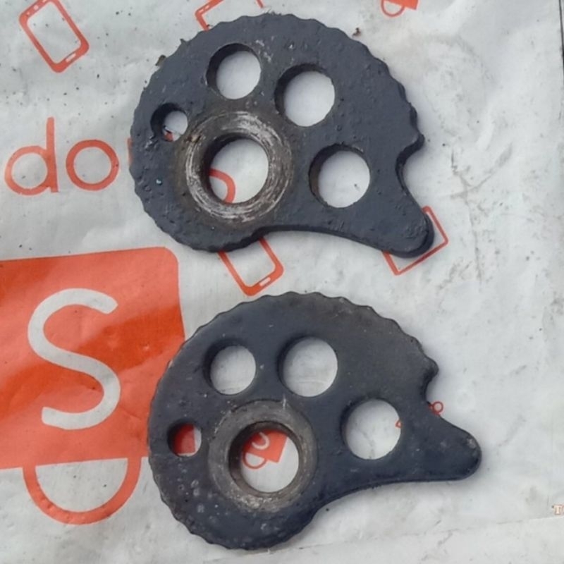 PLAT PENAHAN SELA VIXION STELAN RANTAI YAMAHA VIXION