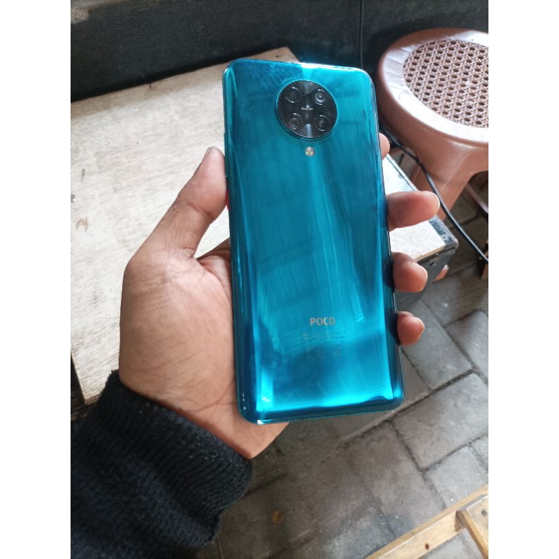 poco f2 pro 8/256 bahan