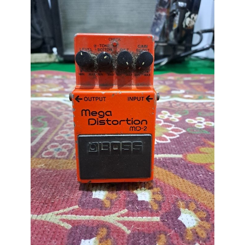 Efek Boss Mega Distorsi MD 2