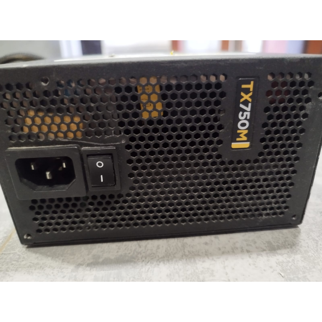PSU CORSAIR TX 750M  LIKE NEW SEGEL