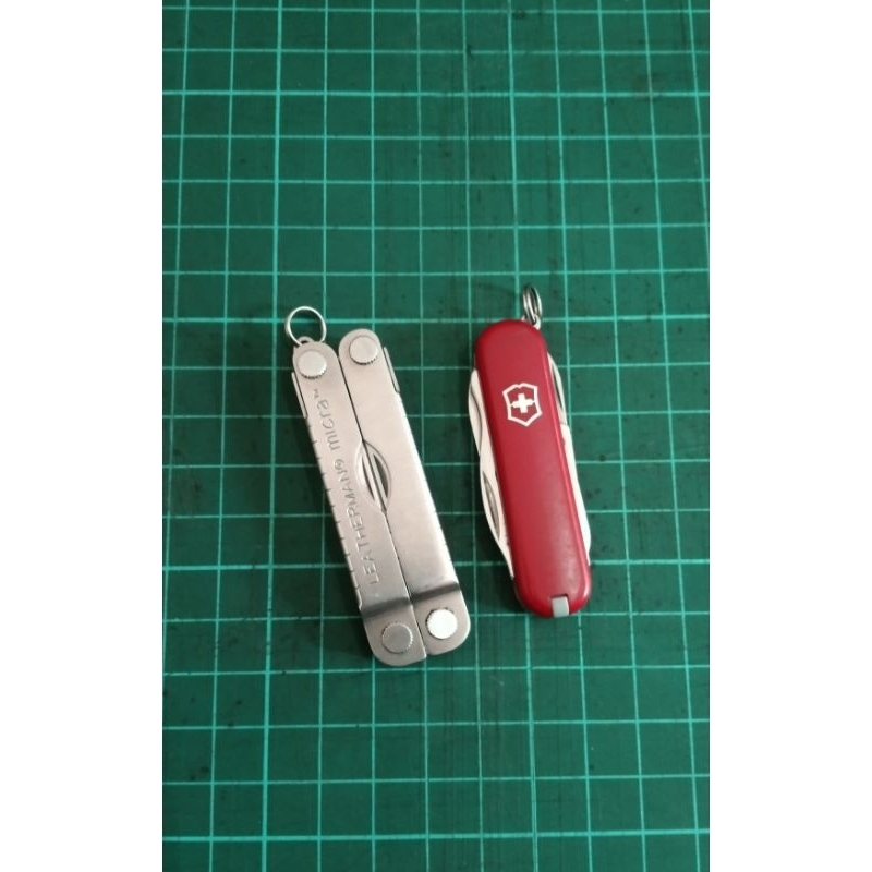 Leatherman micra + Victorinox