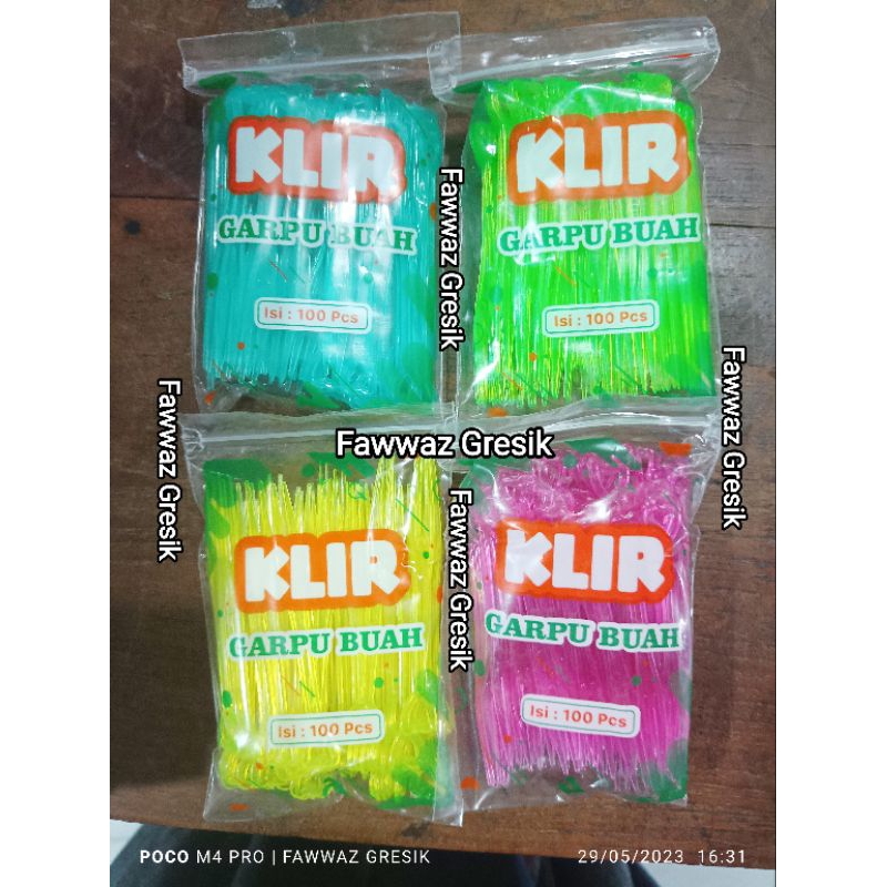 (100 pcs) Garpu Buah Klir / Garpu Kue Tart Ulang Tahun Cake puding Plastik Warna Warni Klir Model Love