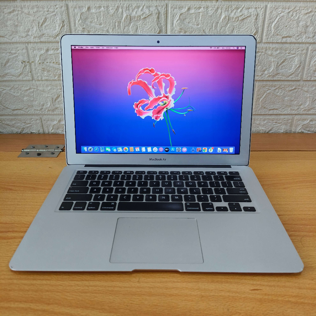 MacBook Air Early 2014 Core i5 RAM 8GB SSD 128GB 13.3 Inch Murah