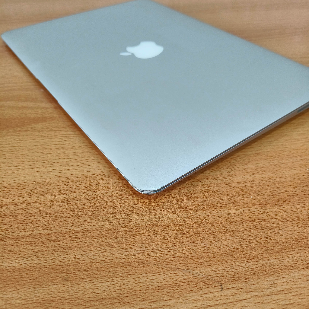 MacBook Air Early 2014 Core i5 RAM 8GB SSD 128GB 13.3 Inch Murah