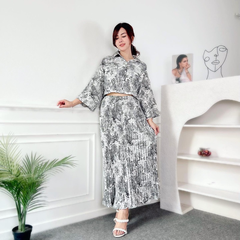 AFI - EC - One Set Wanita Nature Korean Vintage Kemeja Crop &amp; Rok Midi Plisket