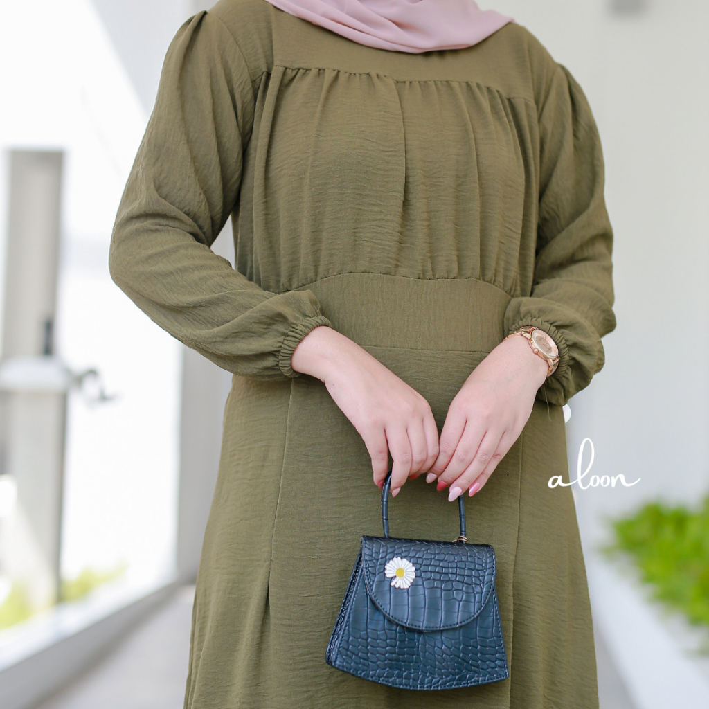 Hye-Jin Dress Crinkle Airflow – Dress Korean Style Wanita Remaja Terbaru