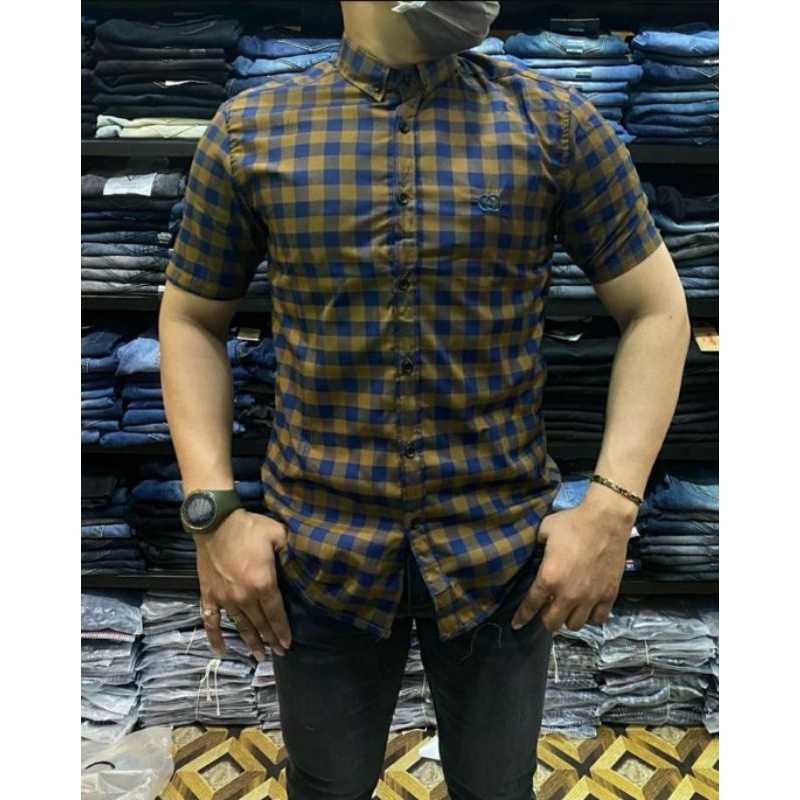 kemeja kotak kotak lengan pendek / kemeja lengan pendek kotak kotak / kemeja termurah / kemeja premi
