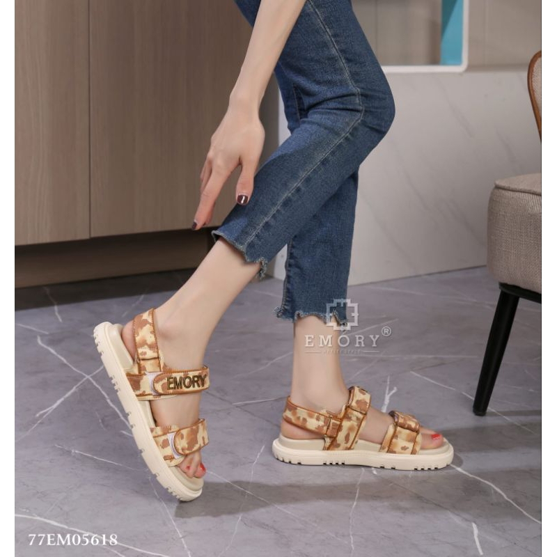 (TBA) Sandal Tali Emory Vanary 77EMO5618