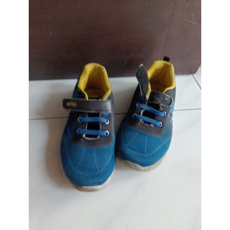 sepatu anak justice league