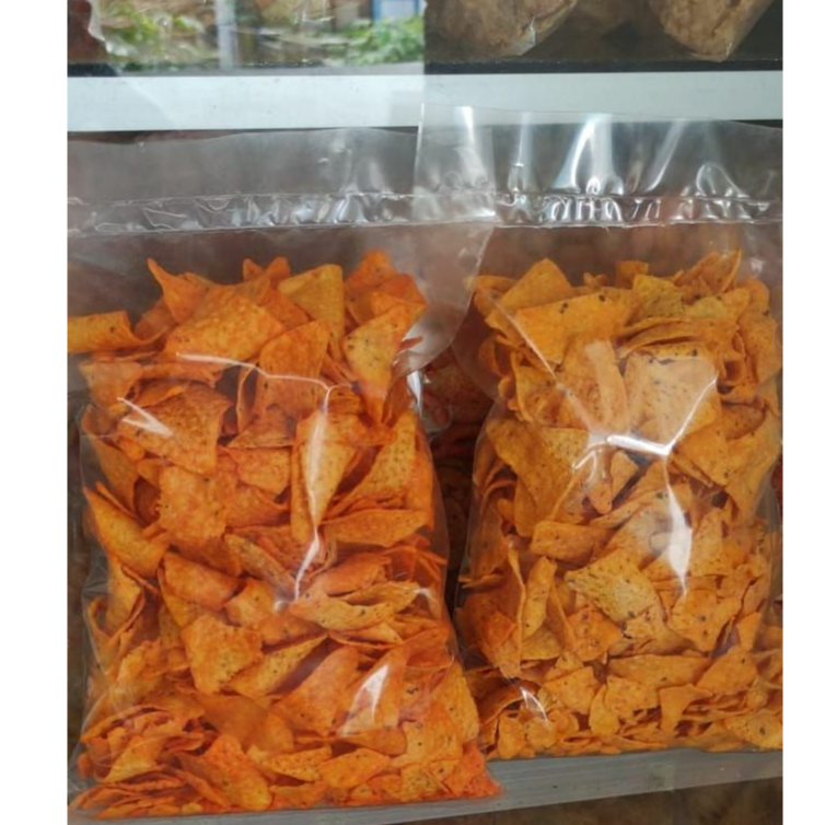 

Keripik Happy Tos Tortila Pedas Gurih Murah Ekonomis 150 gr