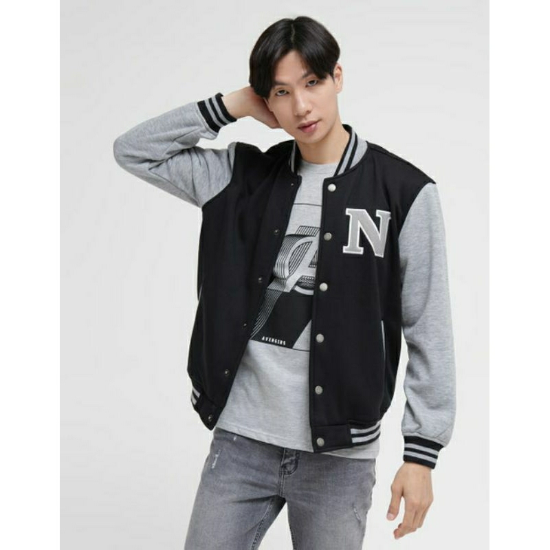 Nevada varsity jaket pria 96 hitam jade green
