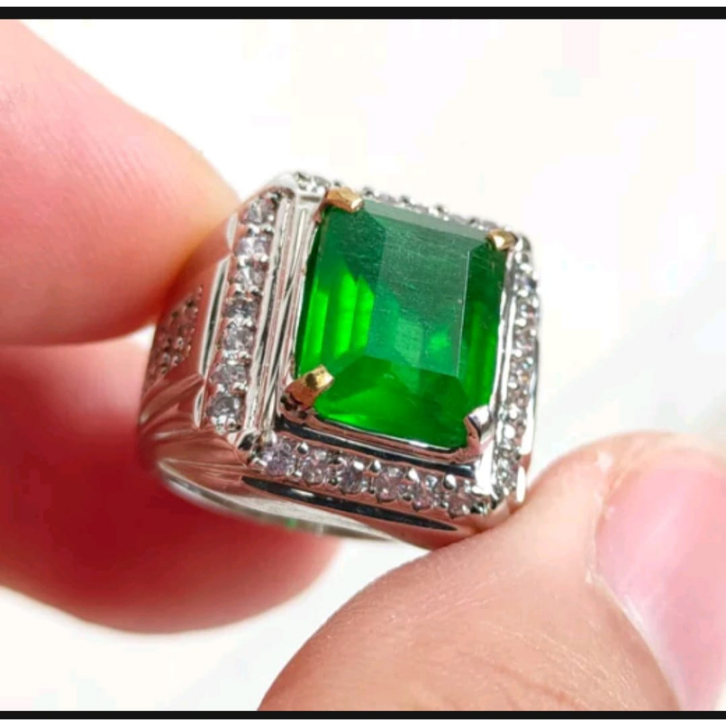 TERLARIS BATU ZAMRUD KALIMANTAN ASLI CATAM TOP JARONG SIAP PAKAI