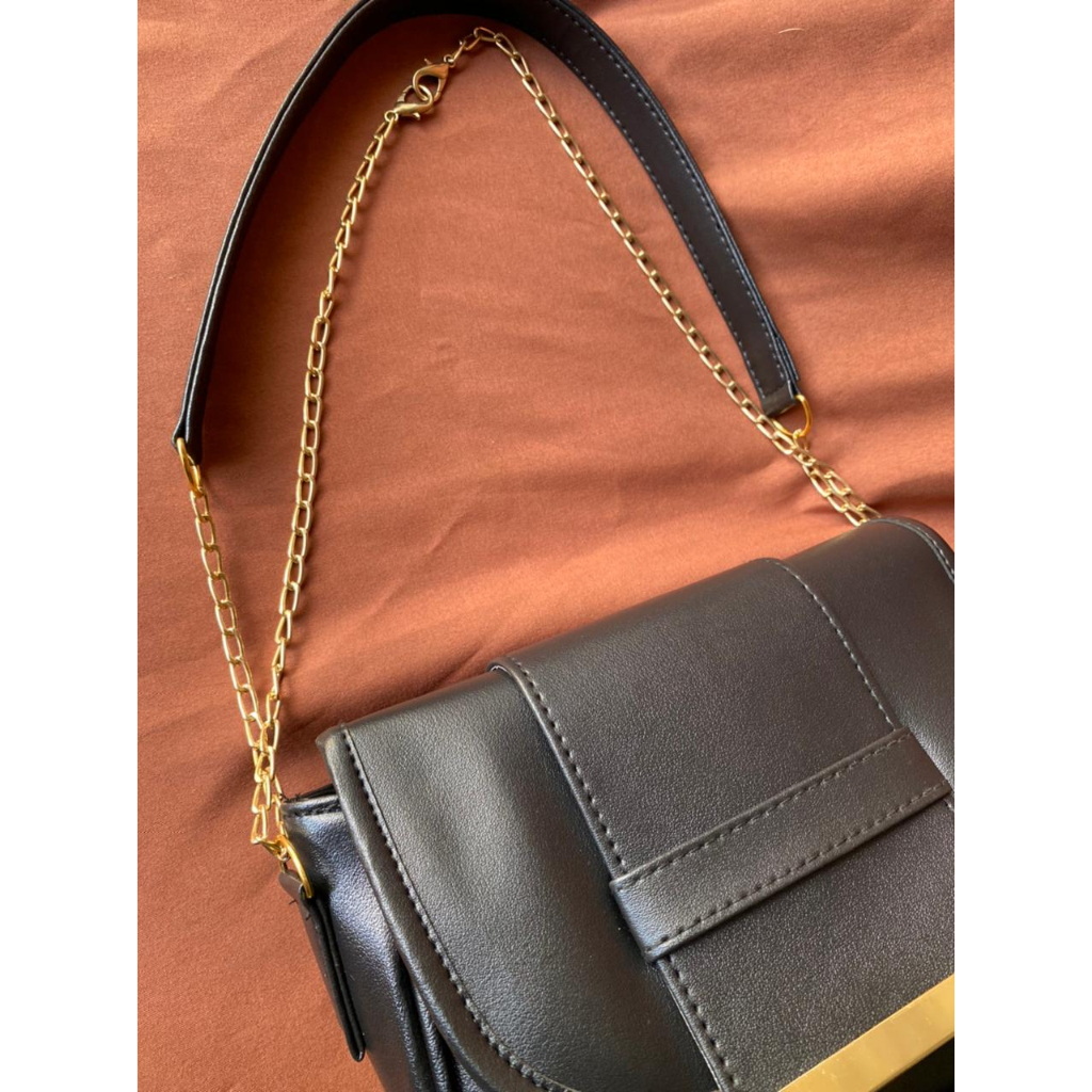 Tas Selempang Wanita Fahira Slingbag - Irvanbagshop