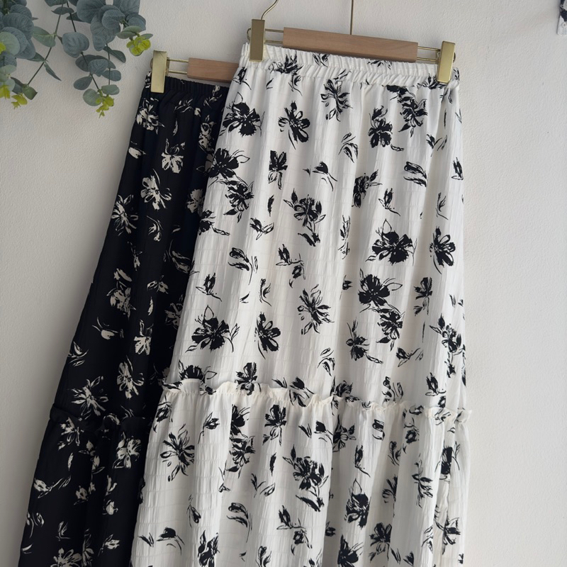 Skirt A line remple wanita motif bunga/rok wanita midi pinggang karet