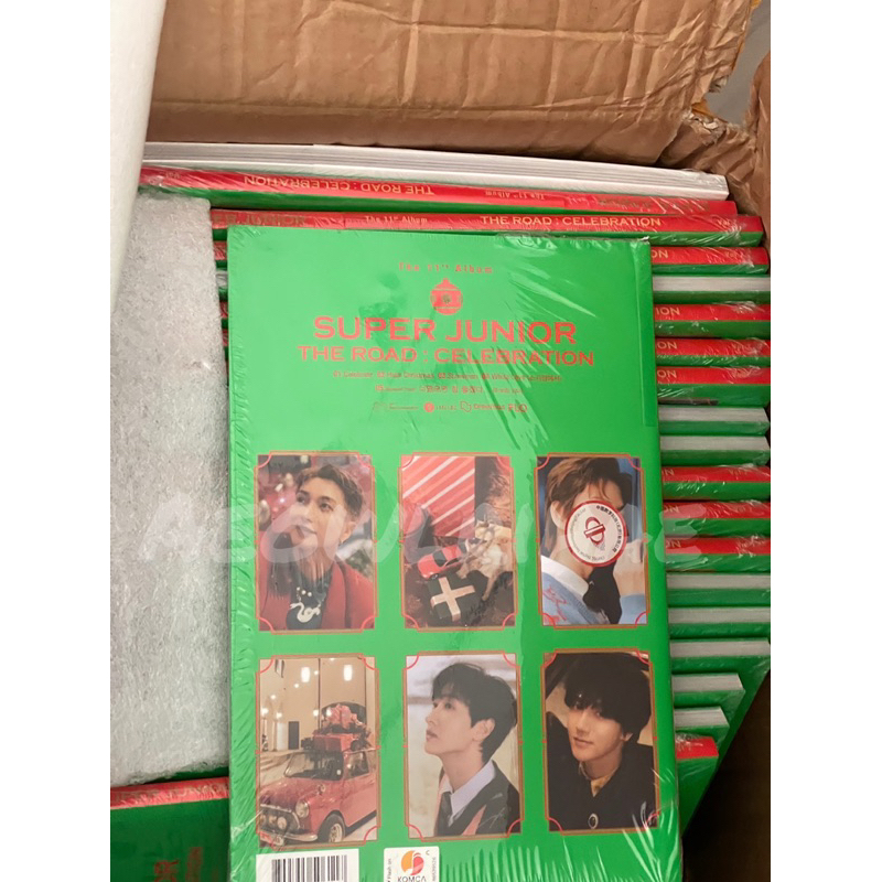 SUPER JUNIOR CELEBRATE CELEBRATION SEALED  ALBUM POB YIZHIYU