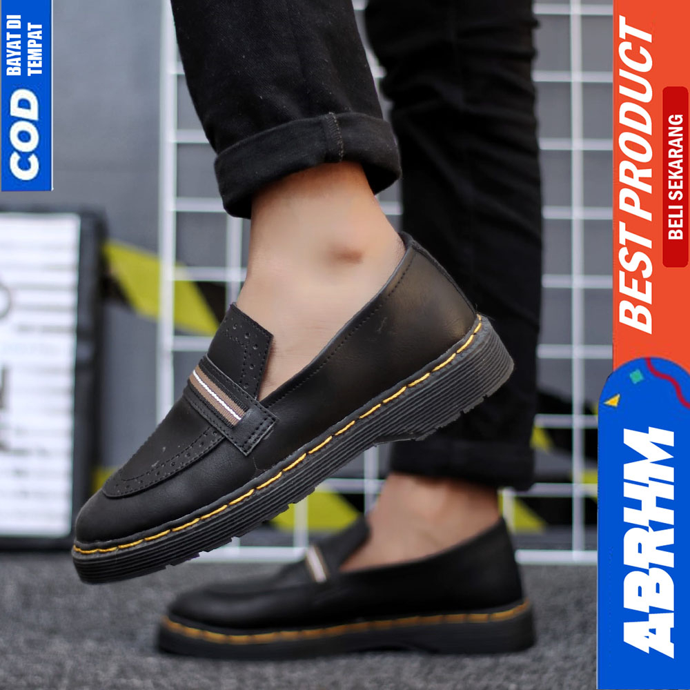 ABRHM Sepatu Loafers Formal Pantofel Docmart Kerja Hitam Pria