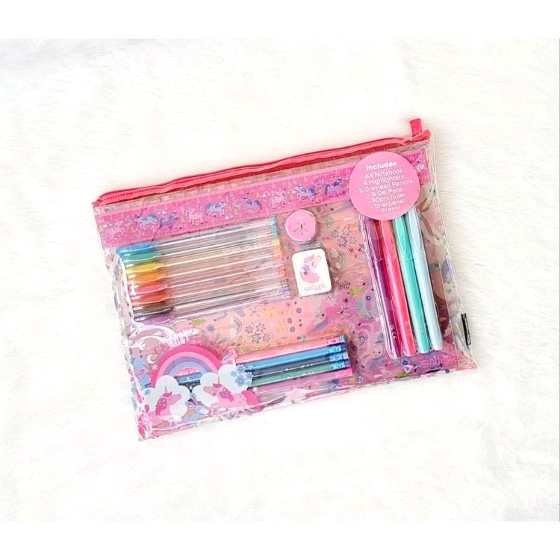 

(ORIGINAL) Smiggle Wish A4 Essentials Stationery Gift Pack / Set Alat Tulis Smiggle - Unicorn