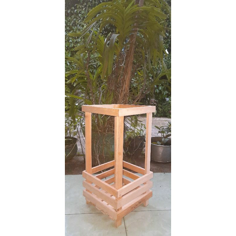 pot bunga,pot bunga kayu,pot bunga angrek