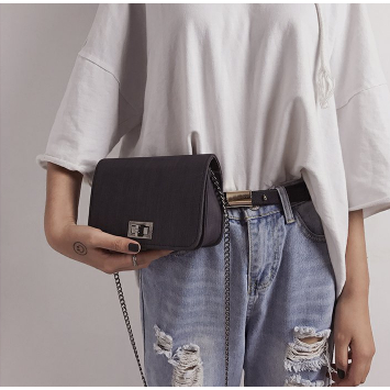 as Selempang Wanita Kulit Rantai Besi - Tas Fashion Wanita - Tas Import Terbaru - Sling Bag 009