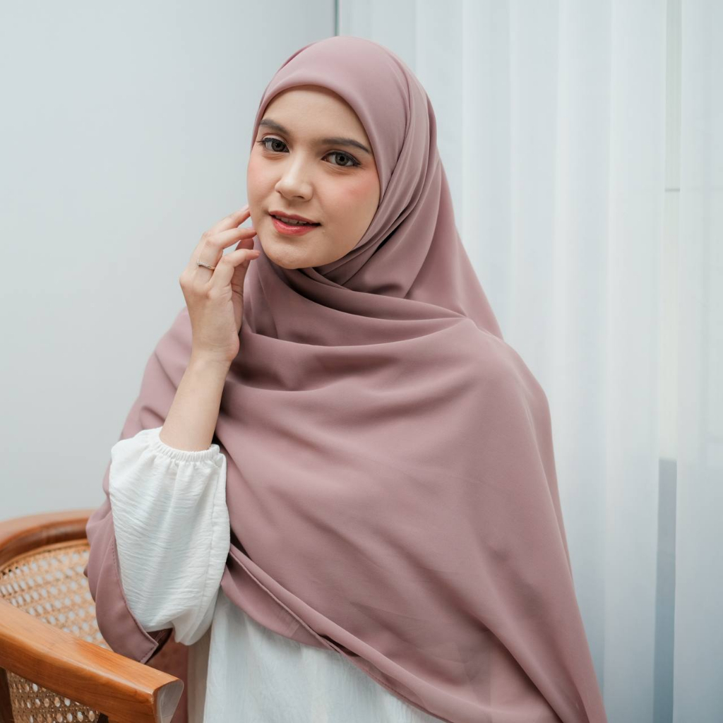Hijab Ala Inara Rusli Square Syari Hijab Segiempat Syari Hijab Syari Ceruty Babydoll HIjab Mommy Sta