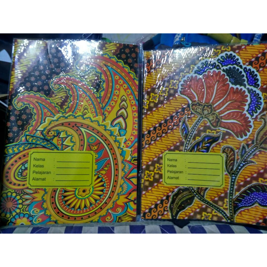 

Sampul Kertas Buku Tulis Kuarto Motif Batik Warna 1 Pack (20 Pcs) random