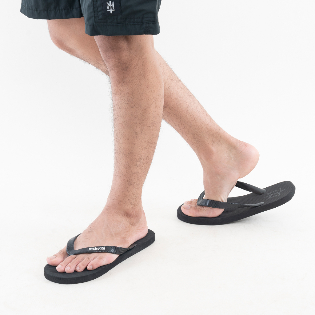 FF 24 FOOTWEAR MATERNAL DISASTER