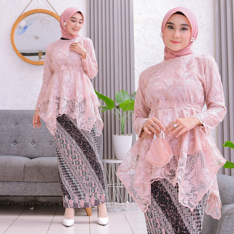 Vanriz Kebaya-Atasan Kebaya Tile Gomes Rok Plisket