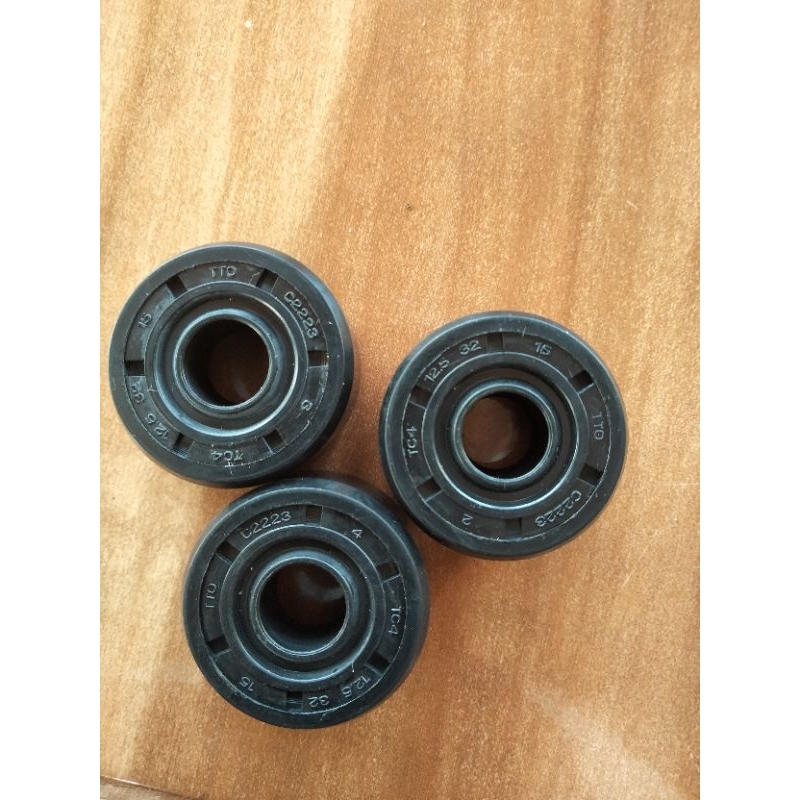 seal shock tabung(12,5*32*15)tabung variasi