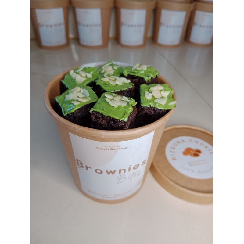 

Brownies bite greentea/Brownies panggang/Brownies pouch