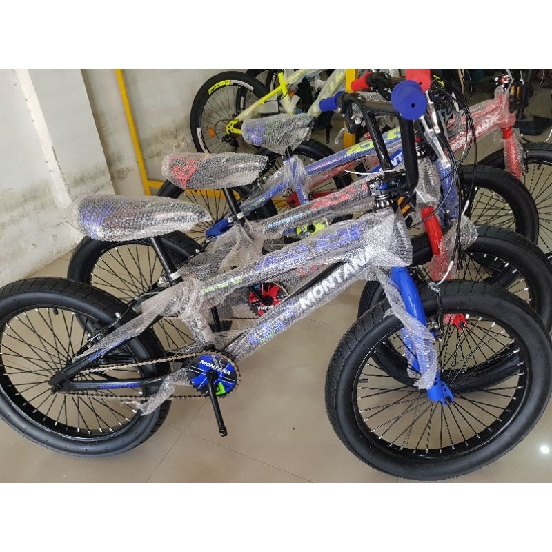 Sepeda BMX 20 inch MONTANA ( BAN JUMBO 3.0 ) ( HITAM ~ BIRU )