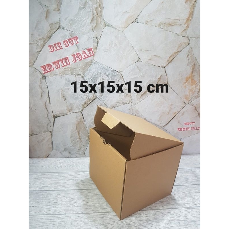

Kardus Box 15x15x15 cm Kotak Karton DieCut