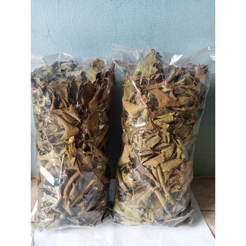 

Daun Benalu cengkeh kering 200 gr