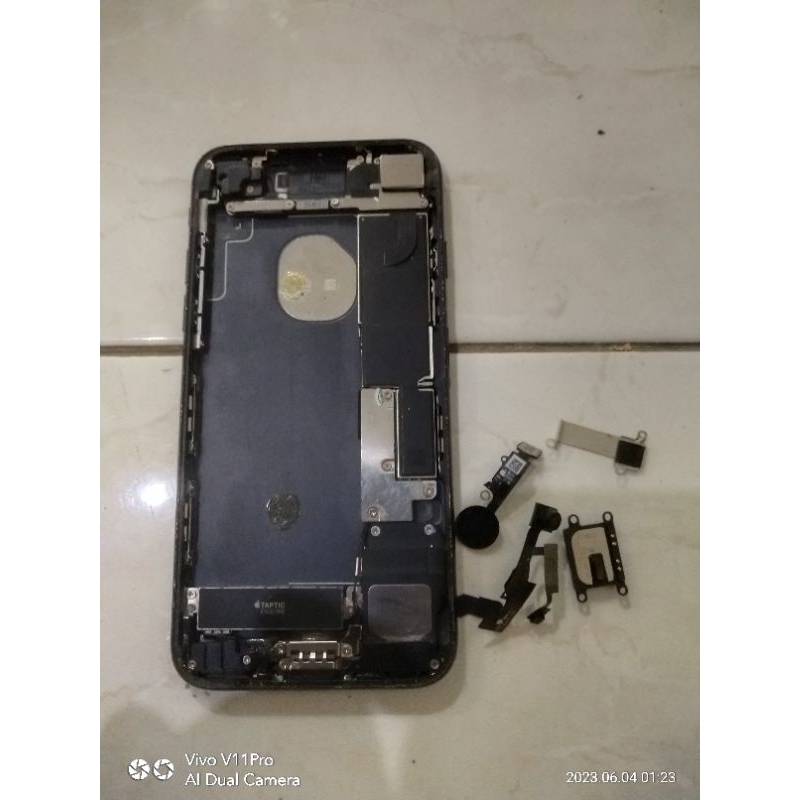 mesin dan backdor iphone 7 black 128gb lock icloud