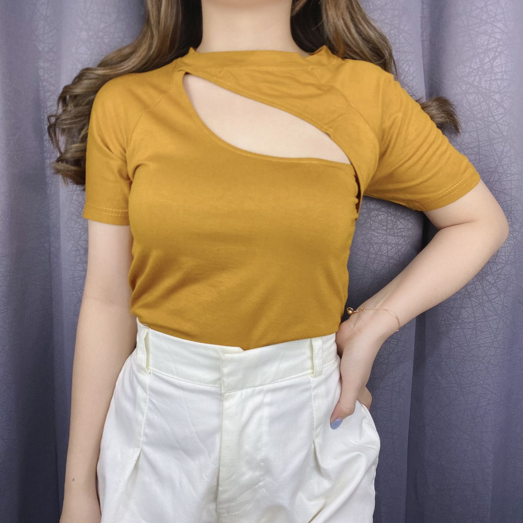 Crop Top Chest Cut Out