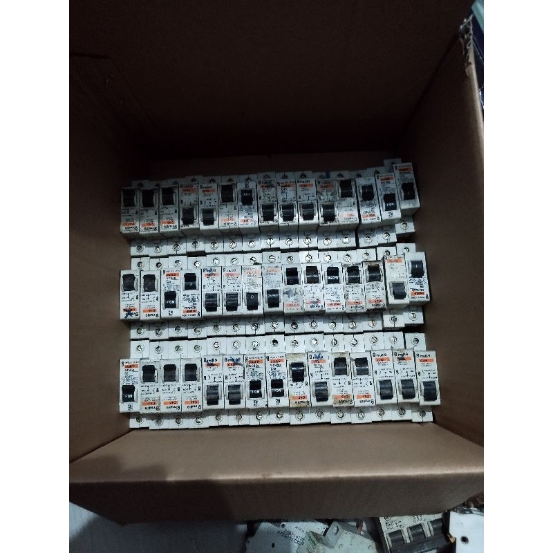 mcb merlin d gerin multi  10a