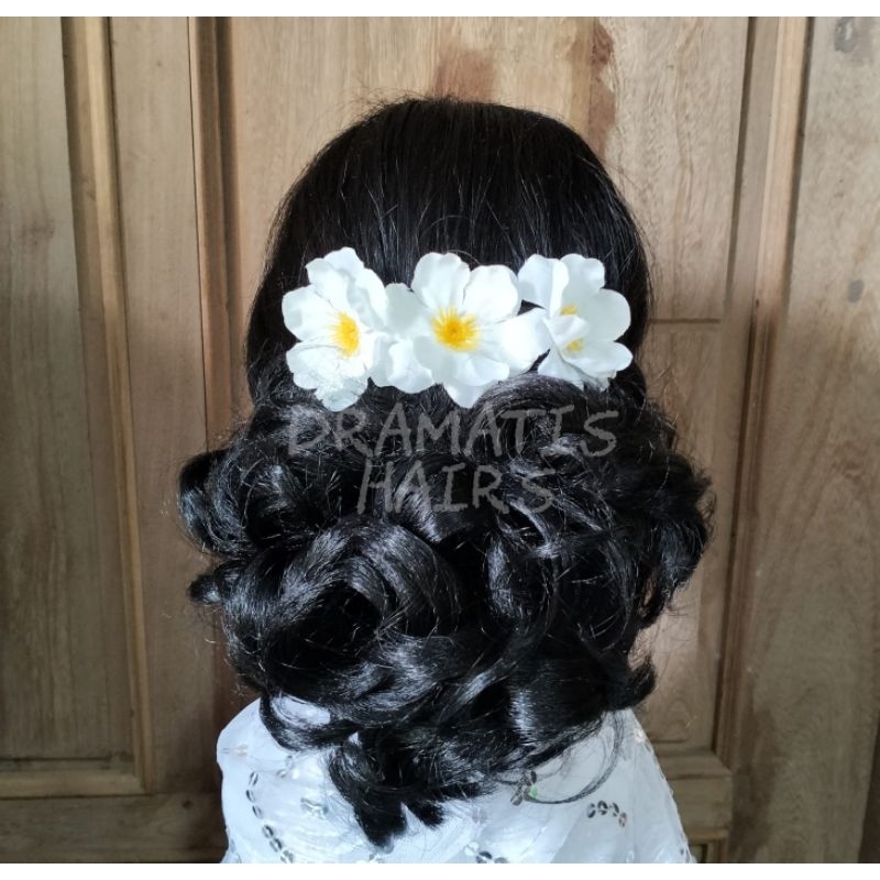 Sanggul sirkam keriting warna hitam ukuran dewasa lengkap dengan asesoris bunga sakura
