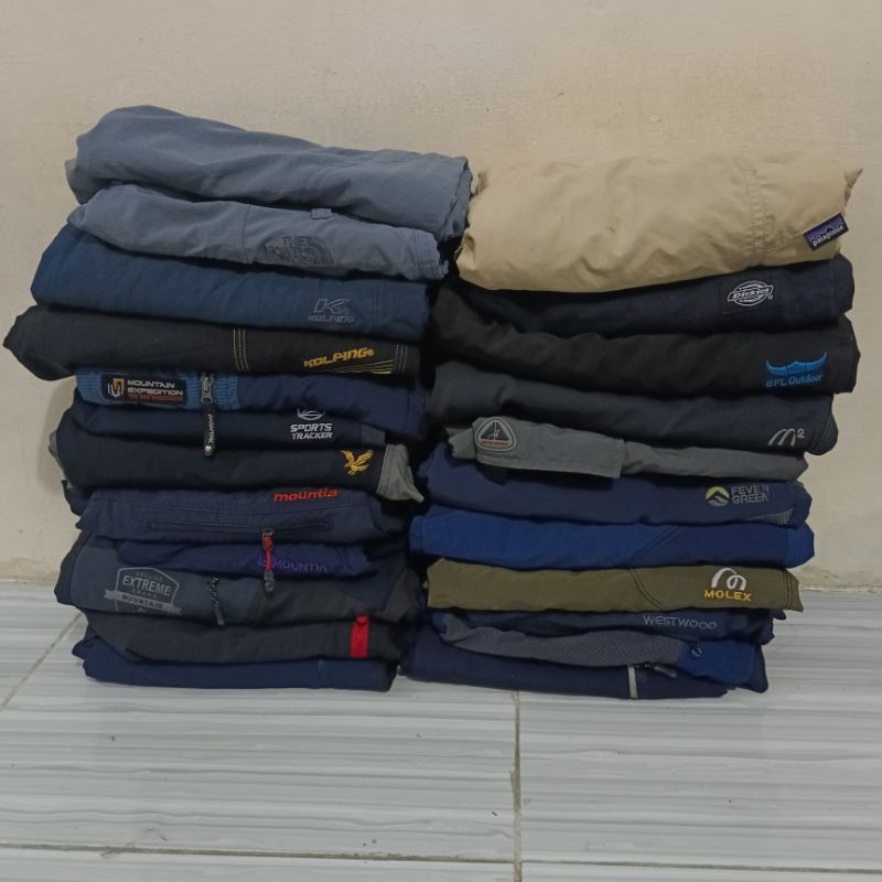 borongan celana pendek outdoor 20+2pcs total 22pcs