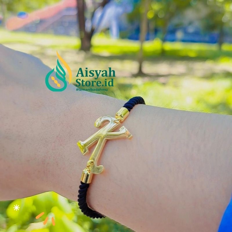 Gelang Huruf Titanium