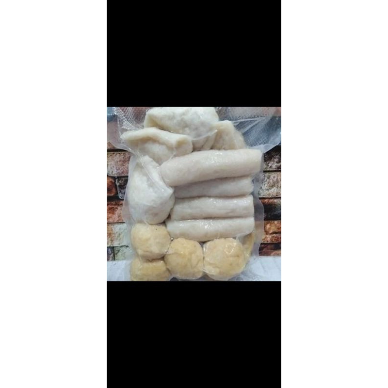

pempek Palembang 10 pcs harga 40ribu