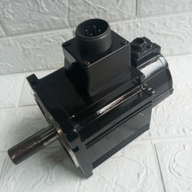 AC servo motor omron R88M-K1K030F-S2