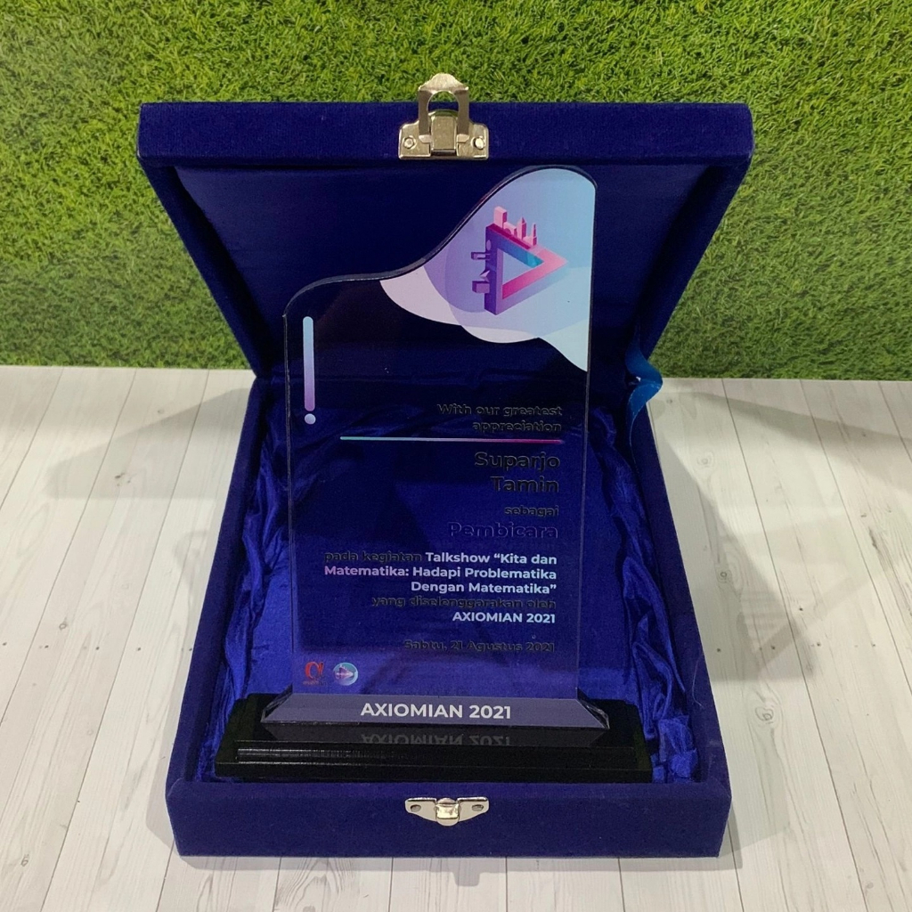 Trophy/plakat penghargaan/plakat/pusat plakat/kado anniversary/plakat wedding/piala/plakat custom/ka