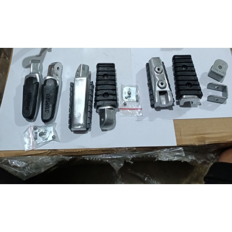 KARET FOOTSTEP YAMAHA VIRAGO /KARET POOTSTEP VIRAGO/KARET STEP VIRAGO