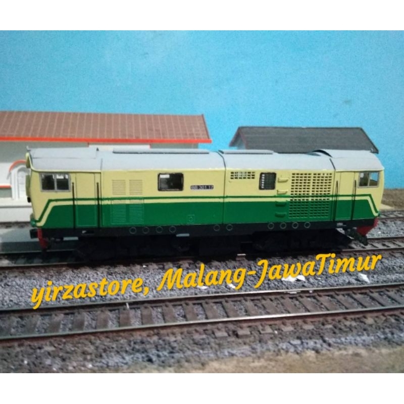 Miniatur Lokomotif BB 301 livery PJKA (Dummy) tanpa mesin