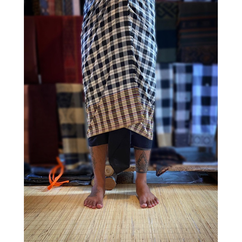 Saput Endek/Lurik Poleng Bebali