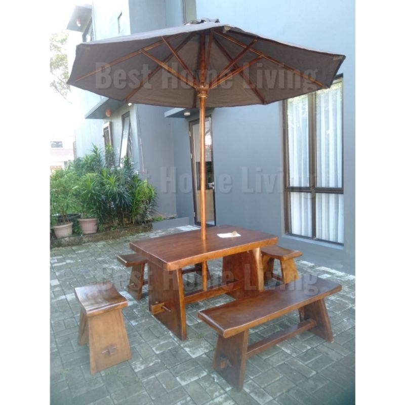 Set Meja Makan Payung Taman Trembesi Resto Outdoor