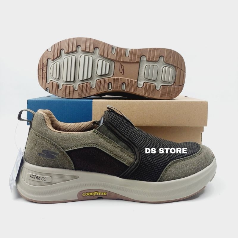 SKECHERS GOWALK ULTRA GO/SEPATU SKECHERS GOWALK ULTRA/SEPATU PRIA