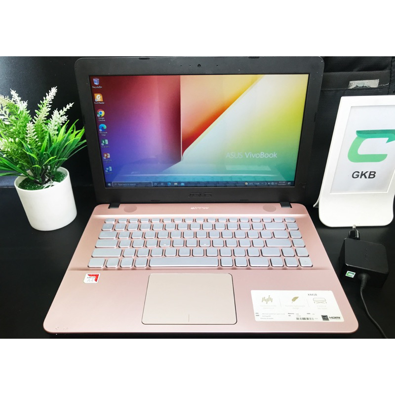 Laptop Asus X441B A4-9125 setara core i3 bodi mulus bekas pemakaian cewek